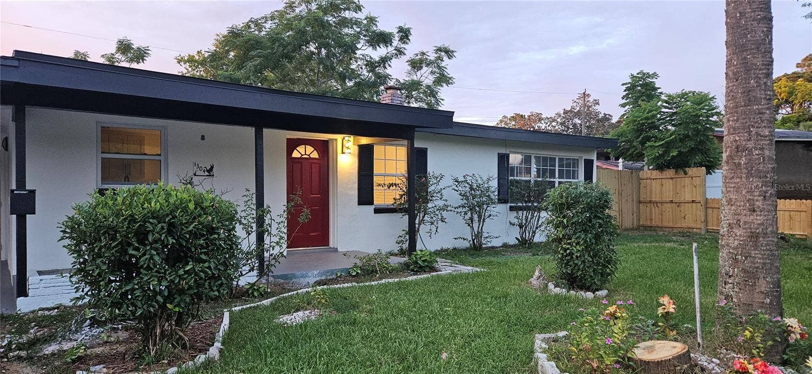 1304 HILLCREST DRIVE, Daytona Beach, FL 32114