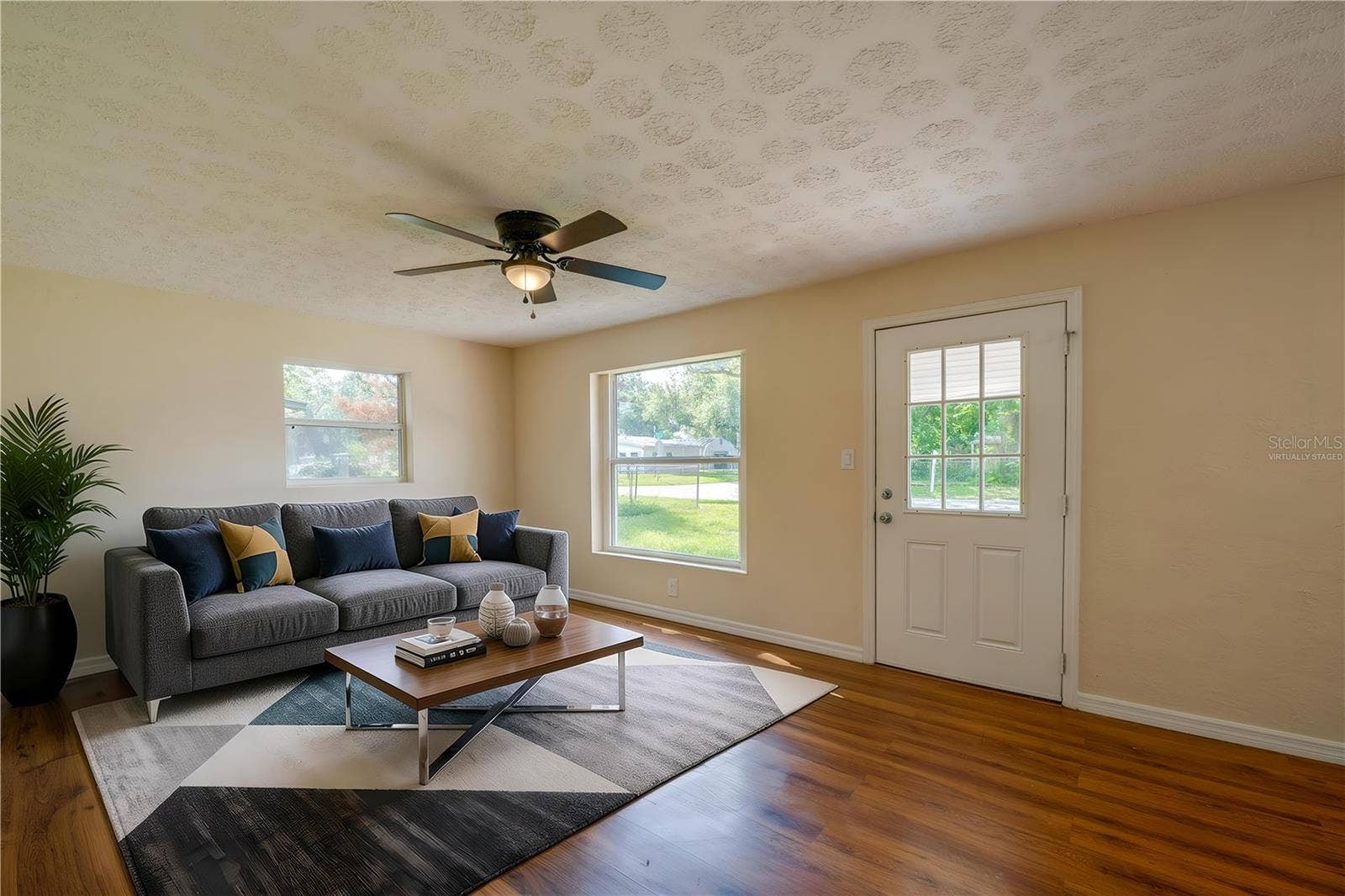 1220 LEON LANE, Daytona Beach, FL 32117 Virtually Staged