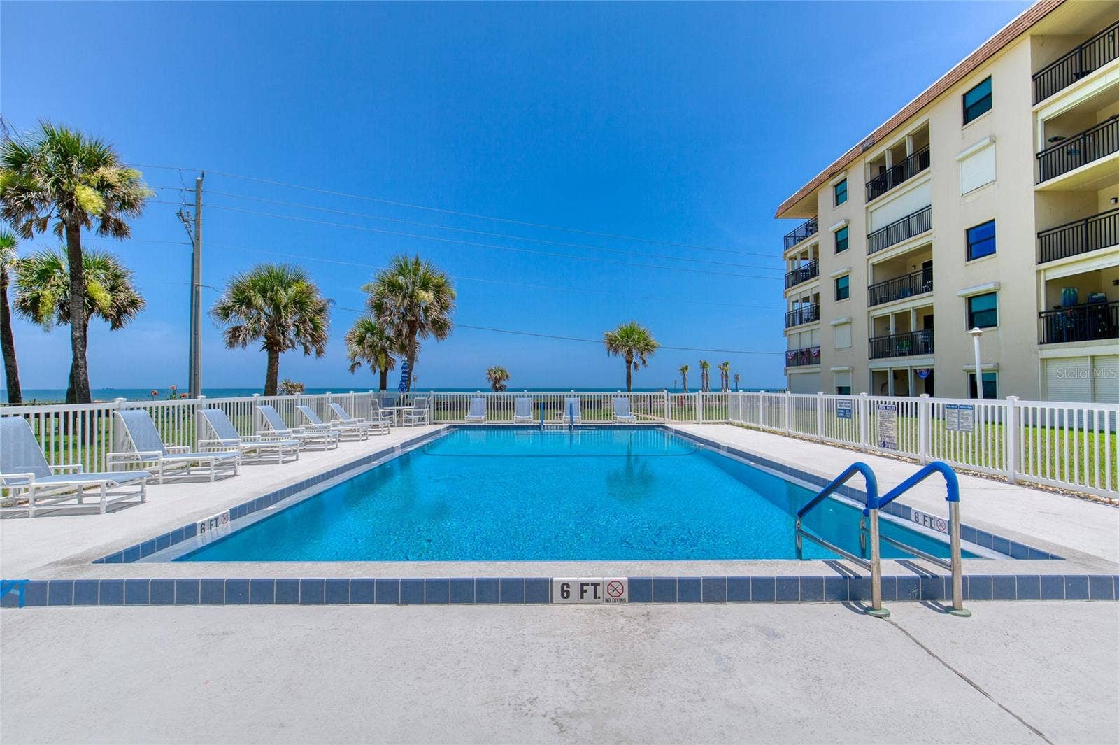 2290 OCEAN SHORE BOULEVARD, #2070, Ormond Beach, FL 32176 2290 OCEAN SHORE BOULEVARD, #2070, Ormond Beach, FL 32176