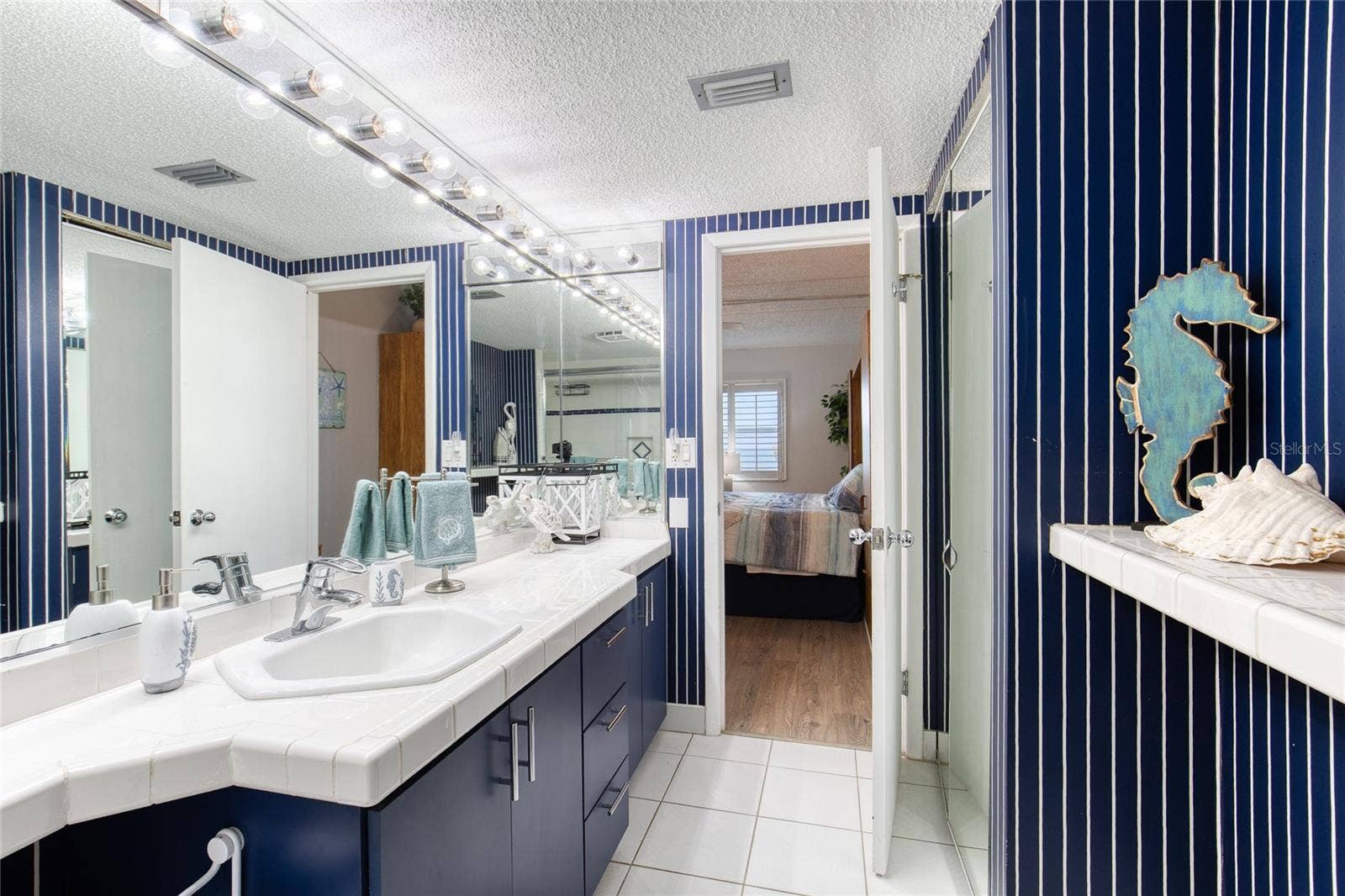 2290 OCEAN SHORE BOULEVARD, #2070, Ormond Beach, FL 32176 2290 OCEAN SHORE BOULEVARD, #2070, Ormond Beach, FL 32176