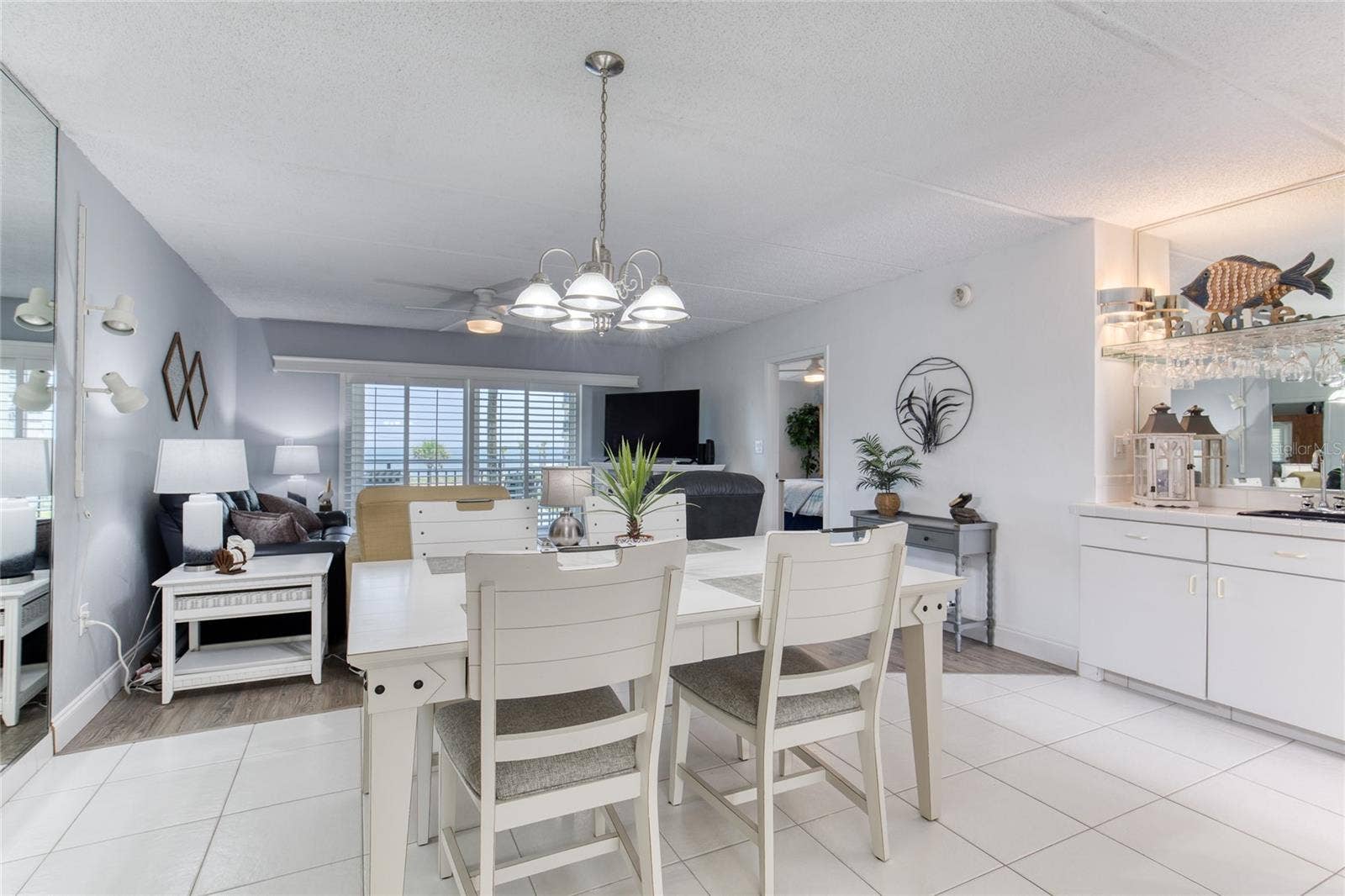 2290 OCEAN SHORE BOULEVARD, #2070, Ormond Beach, FL 32176 2290 OCEAN SHORE BOULEVARD, #2070, Ormond Beach, FL 32176