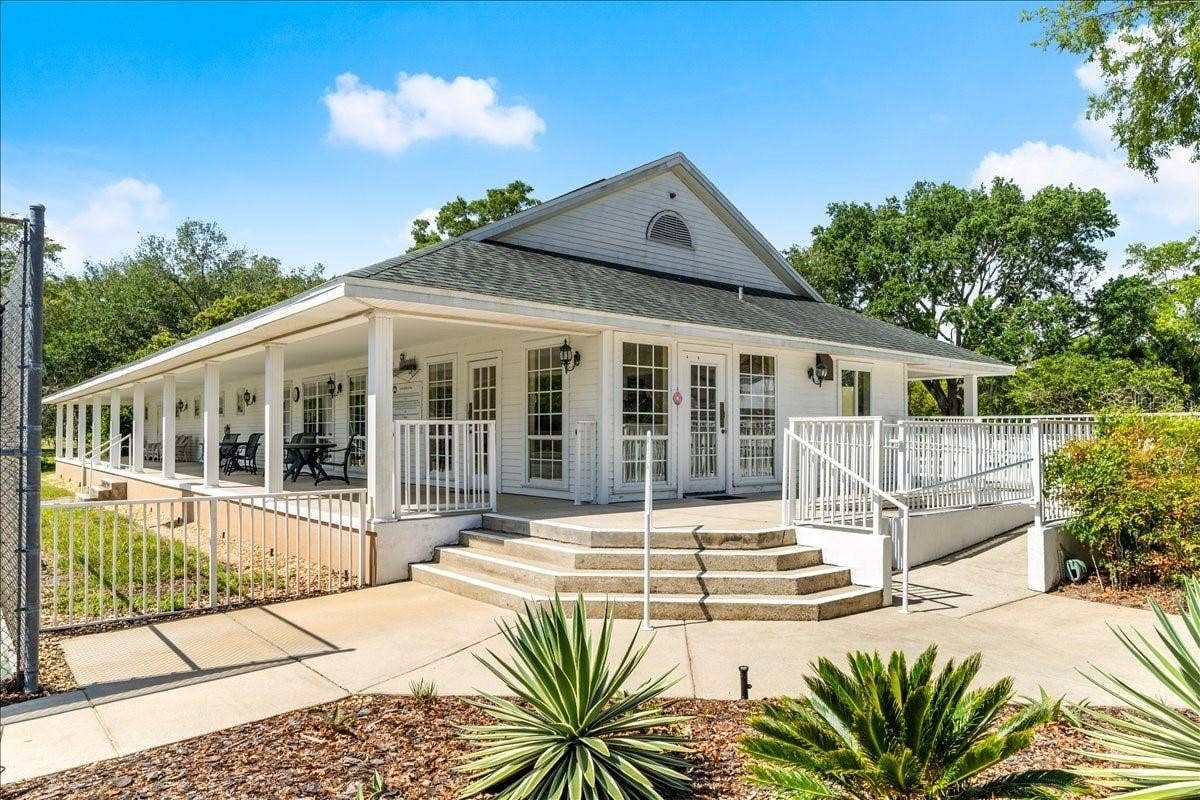 1346 MIDDLE LAKE DRIVE, Ormond Beach, FL 32174