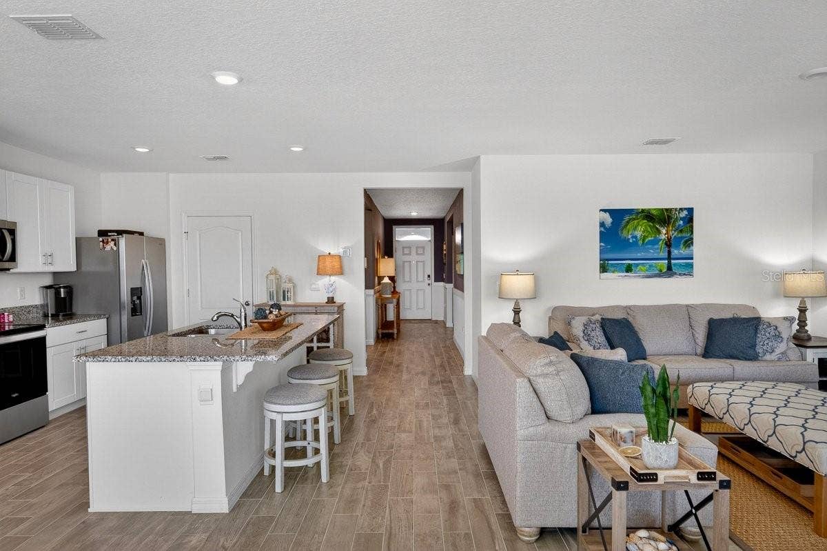 1346 MIDDLE LAKE DRIVE, Ormond Beach, FL 32174