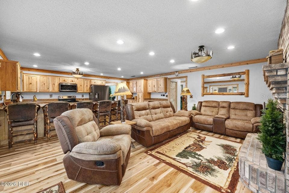120 PEACHTREE CIRCLE, Daytona Beach, FL 32114