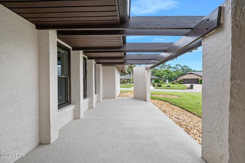 120 PEACHTREE CIRCLE, Daytona Beach, FL 32114