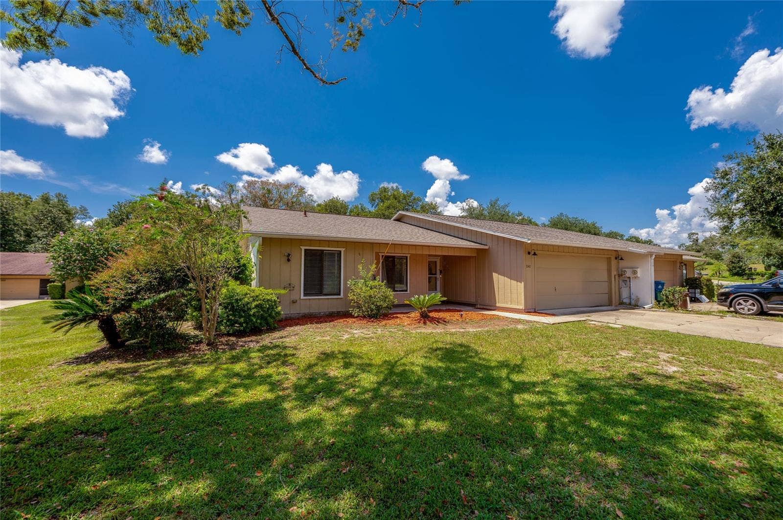 1040 W VILLAGE GREEN ROAD, Deland, FL 32720