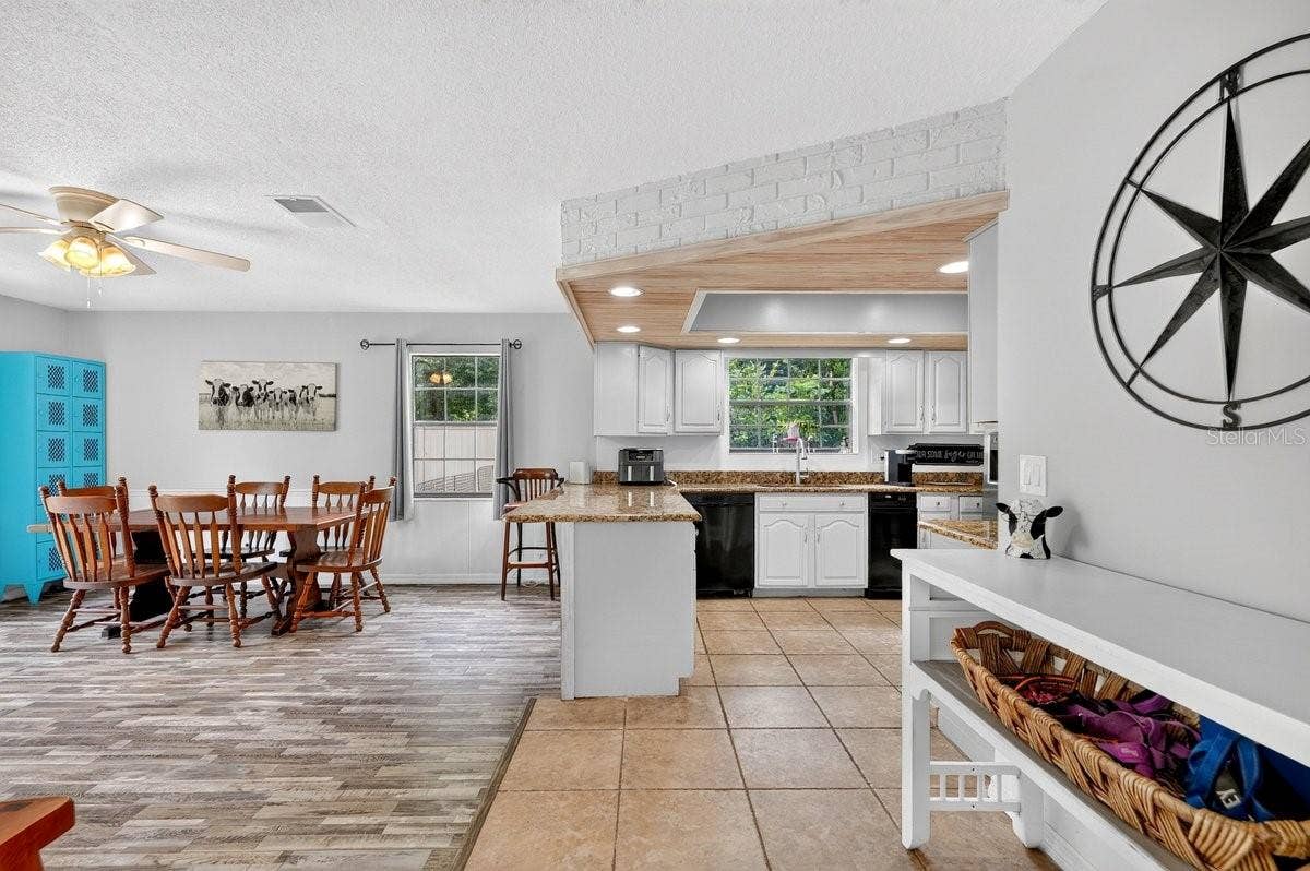 1 EAGLE ROCK TRAIL, Ormond Beach, FL 32174 1 EAGLE ROCK TRAIL, Ormond Beach, FL 32174