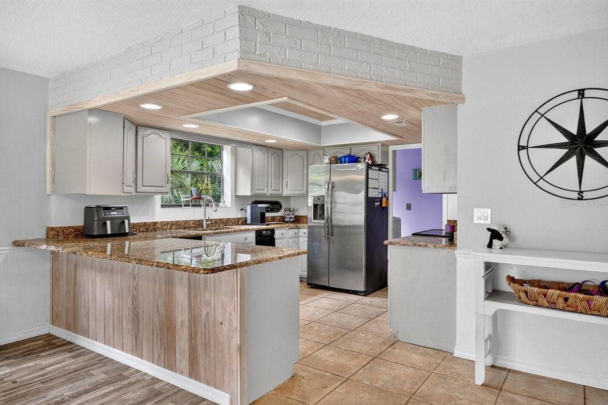 1 EAGLE ROCK TRAIL, Ormond Beach, FL 32174 1 EAGLE ROCK TRAIL, Ormond Beach, FL 32174
