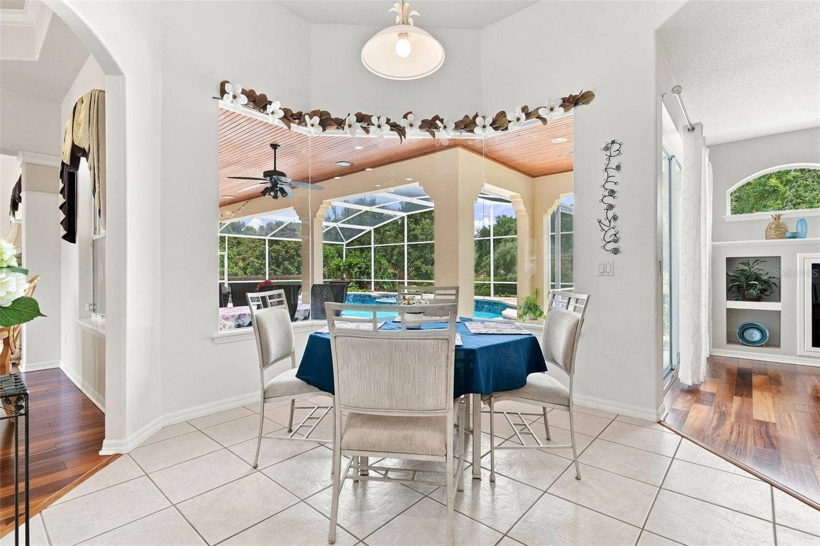 1681 TIMBER EDGE DRIVE, Deland, FL 32724 DINING NOOK