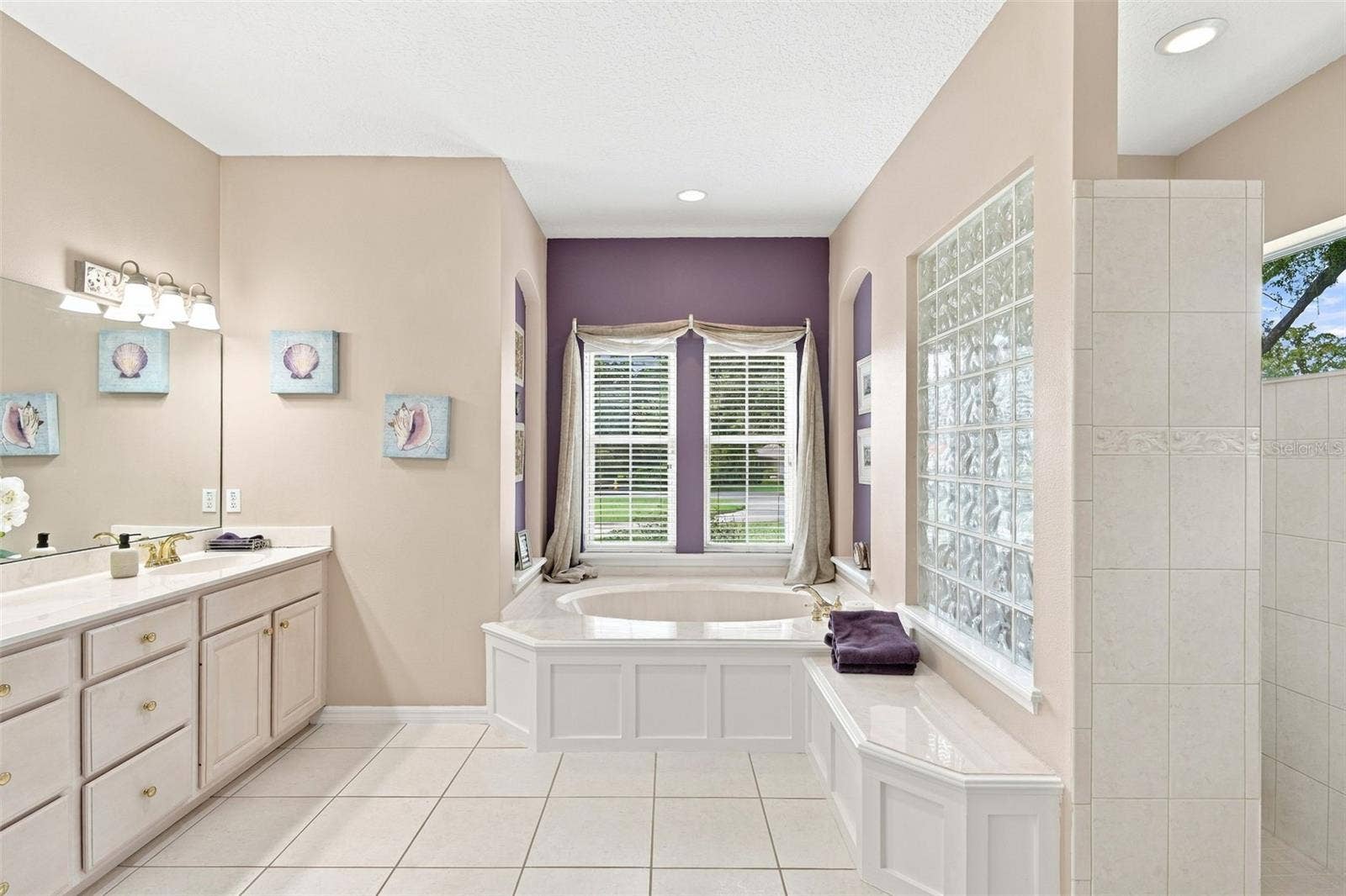 1681 TIMBER EDGE DRIVE, Deland, FL 32724 PRIMARY BATHROOM