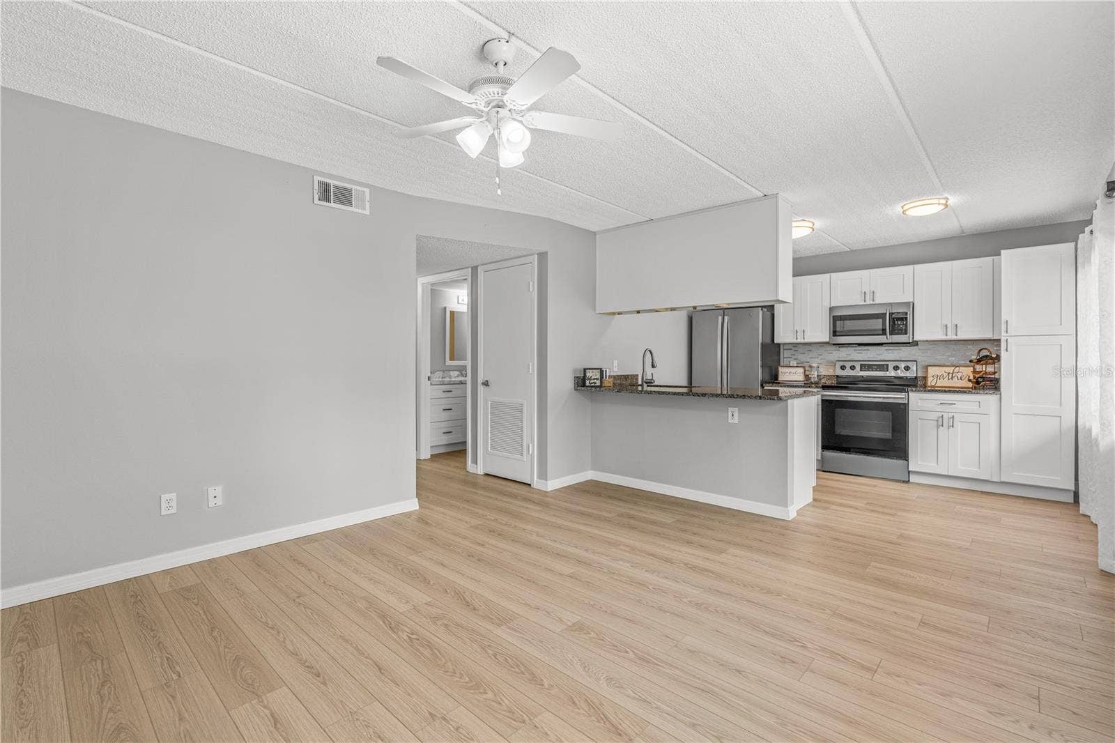 1601 BIG TREE ROAD, #803, Daytona Beach, FL 32119 1601 BIG TREE ROAD, #803, Daytona Beach, FL 32119