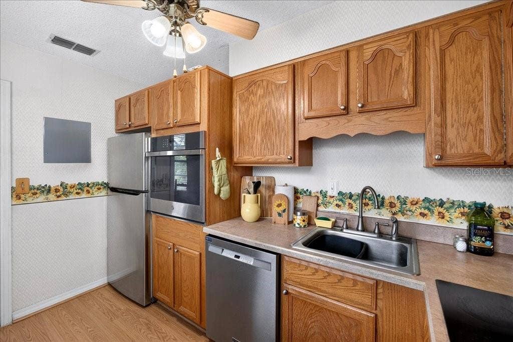 404 PINE ROAD, Ormond Beach, FL 32176 404 PINE ROAD, Ormond Beach, FL 32176