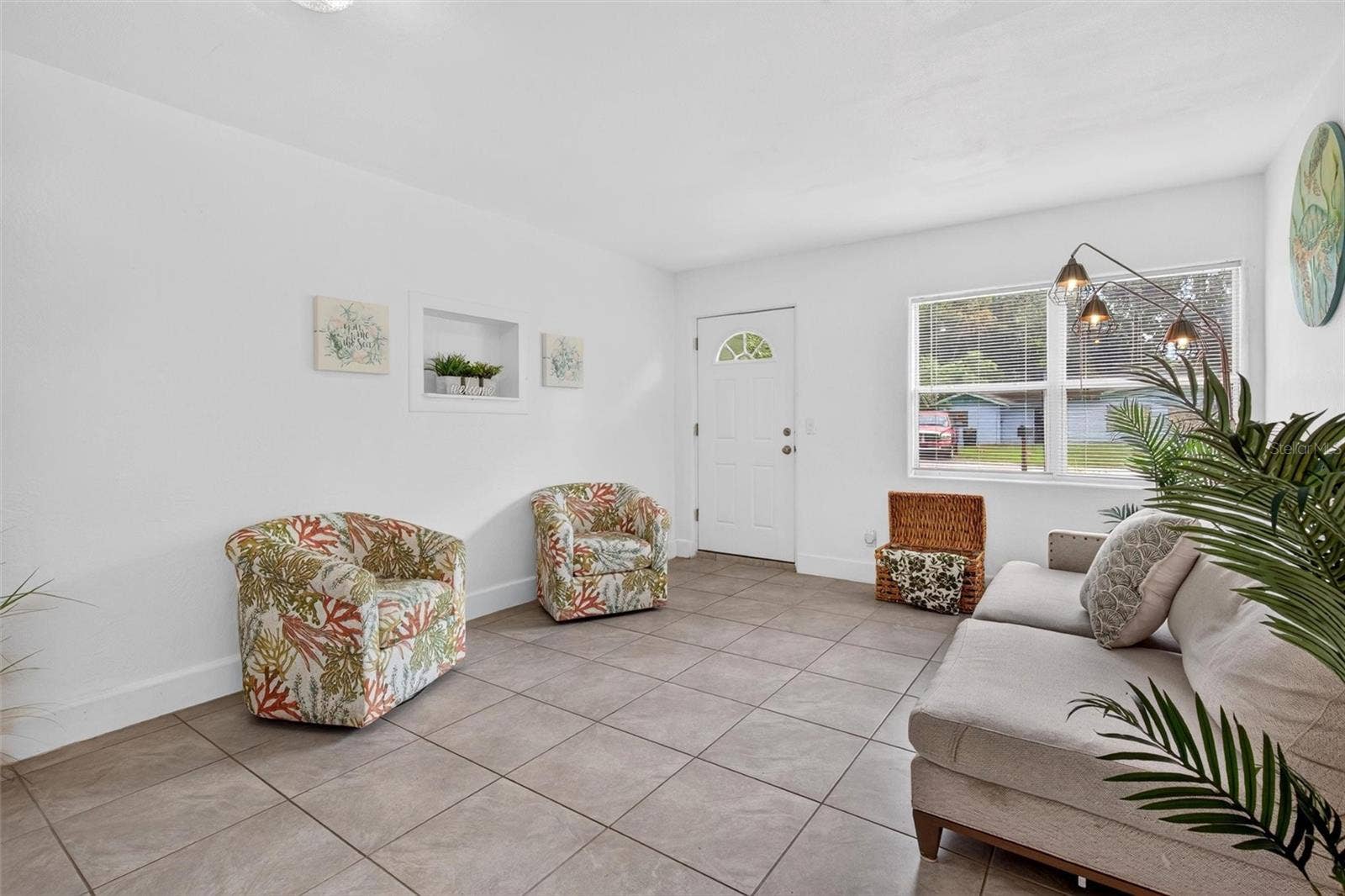 126 HARNEY STREET, Daytona Beach, FL 32114 126 HARNEY STREET, Daytona Beach, FL 32114