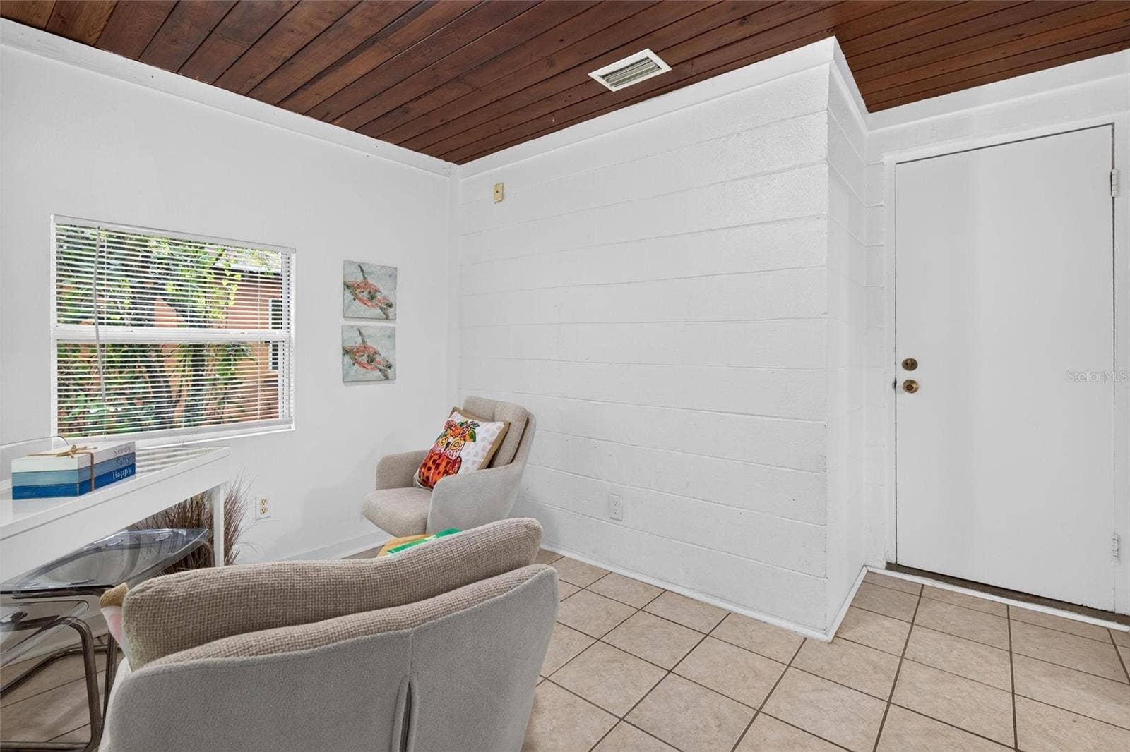 126 HARNEY STREET, Daytona Beach, FL 32114 126 HARNEY STREET, Daytona Beach, FL 32114
