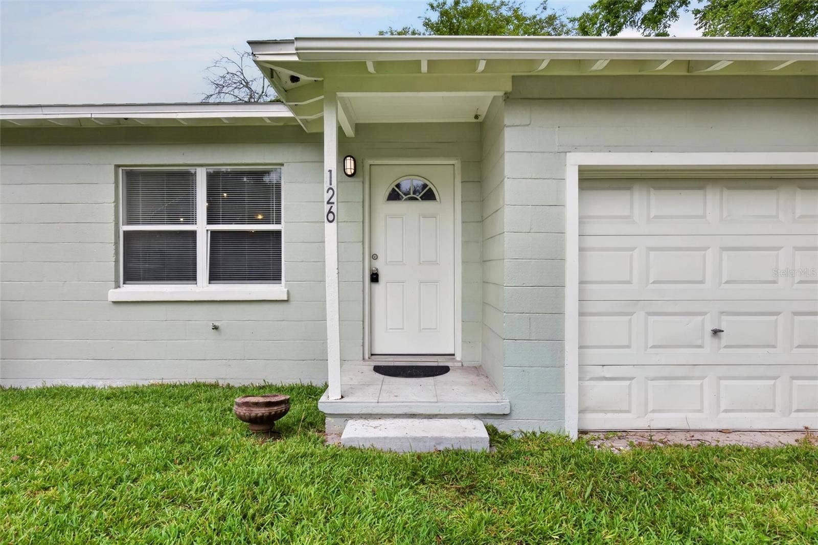 126 HARNEY STREET, Daytona Beach, FL 32114 126 HARNEY STREET, Daytona Beach, FL 32114