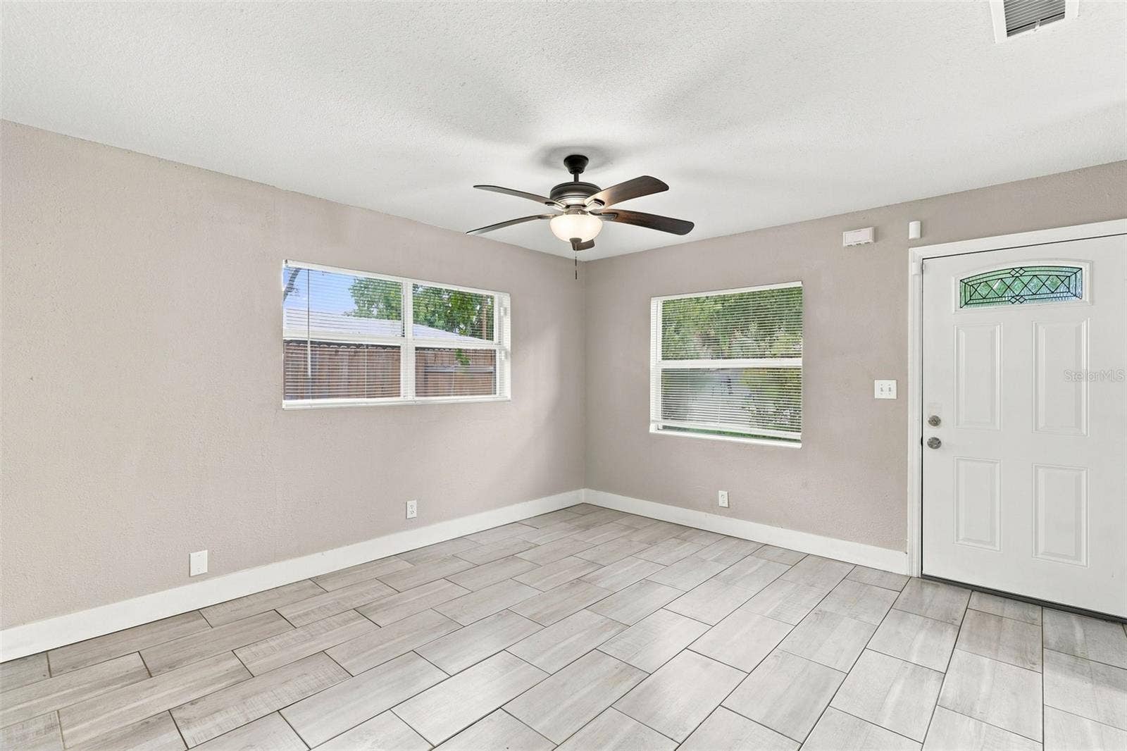 216 GRAHAM STREET, Daytona Beach, FL 32114 216 GRAHAM STREET, Daytona Beach, FL 32114