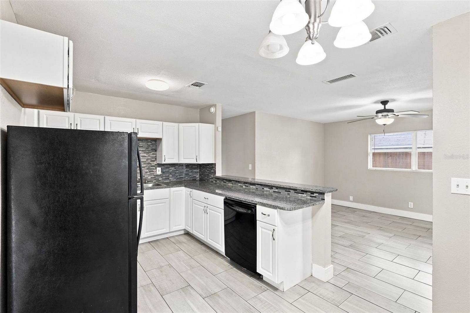 216 GRAHAM STREET, Daytona Beach, FL 32114 216 GRAHAM STREET, Daytona Beach, FL 32114