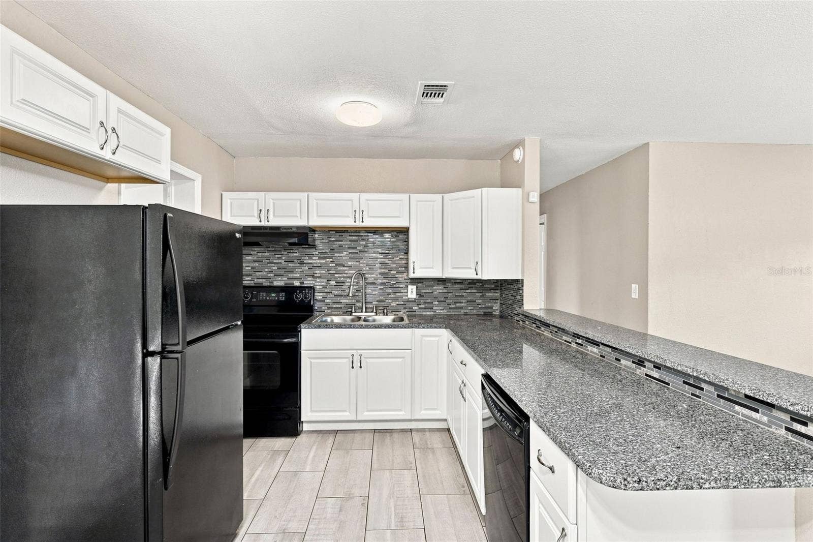 216 GRAHAM STREET, Daytona Beach, FL 32114 216 GRAHAM STREET, Daytona Beach, FL 32114