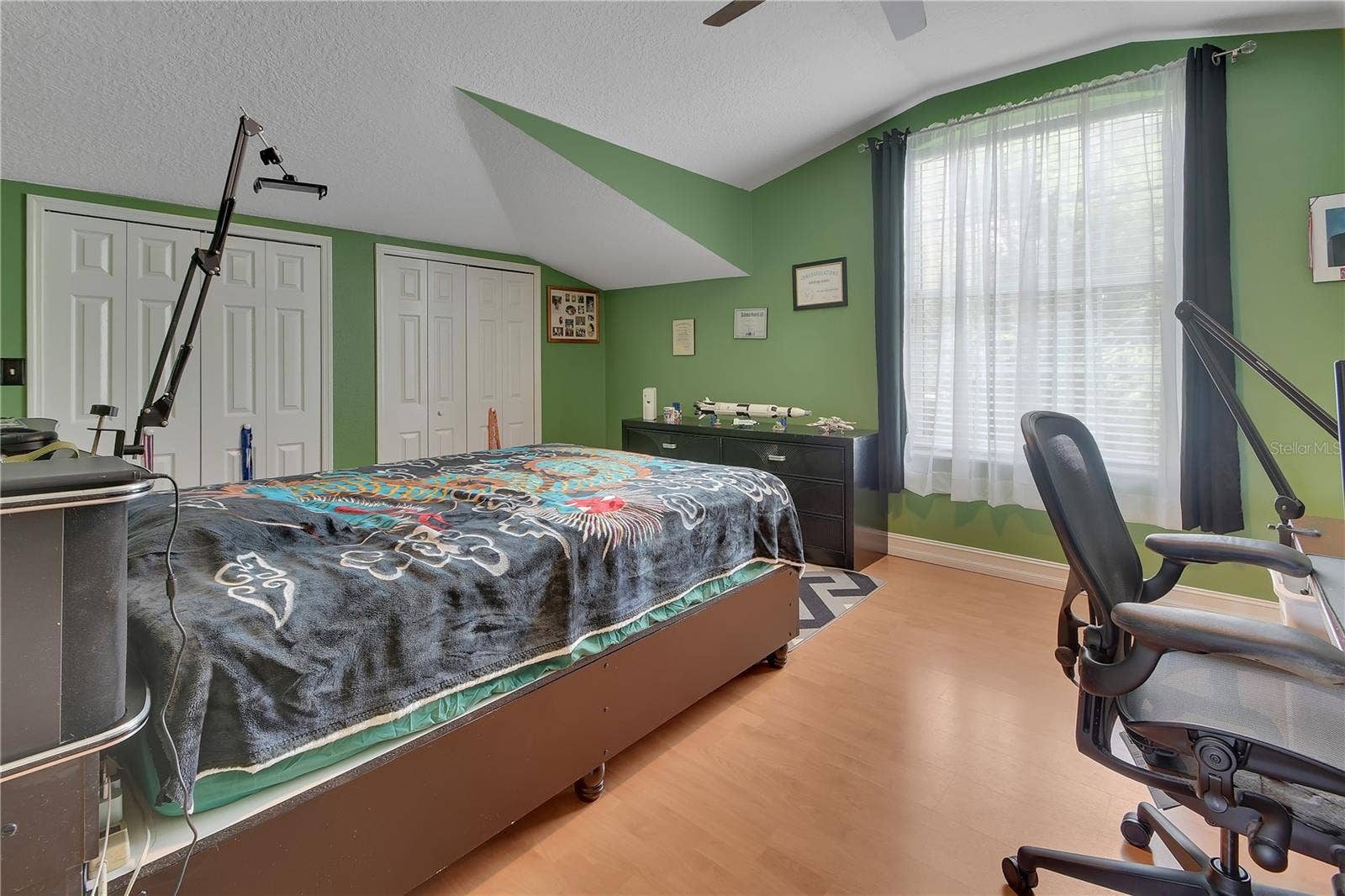 GUEST ROOM UPSTAIRS BEDROOM 4
