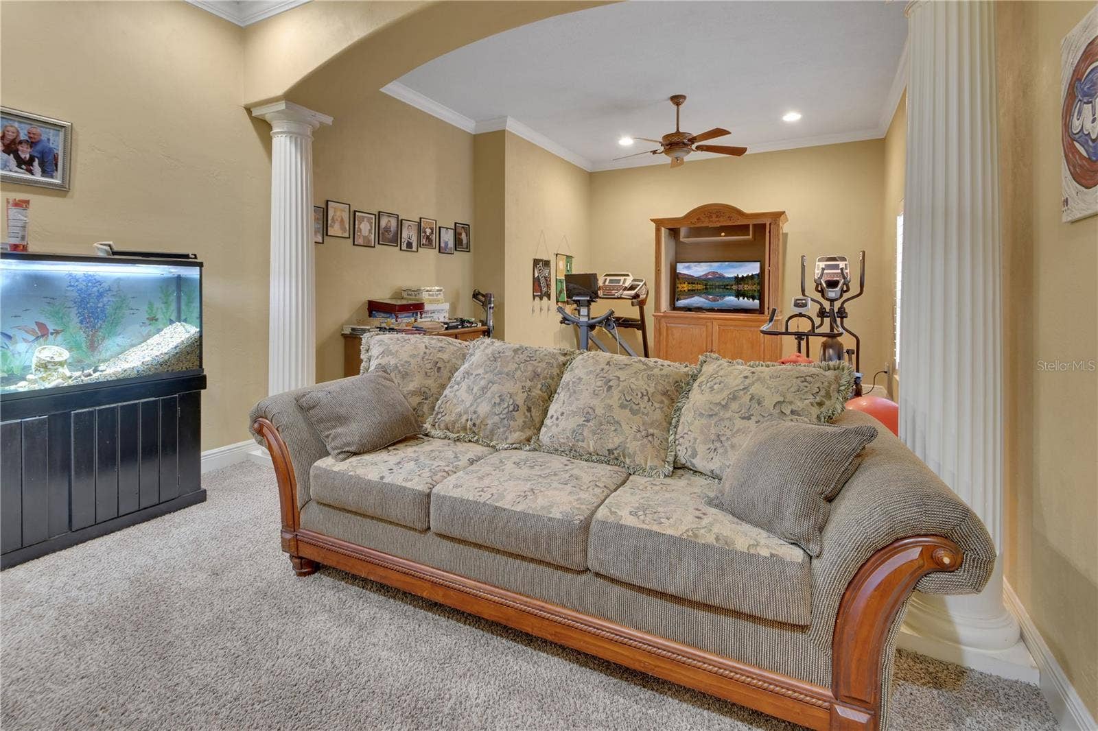 MEDIA ROOM/INLAW