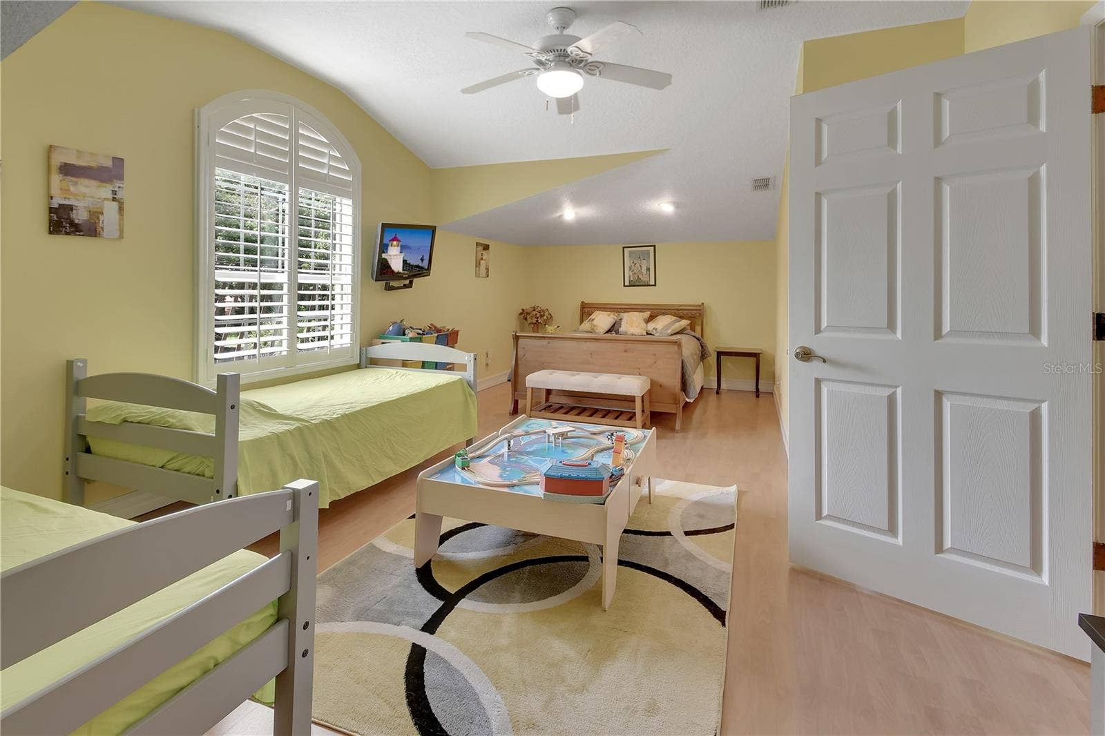 BEDROOM #5