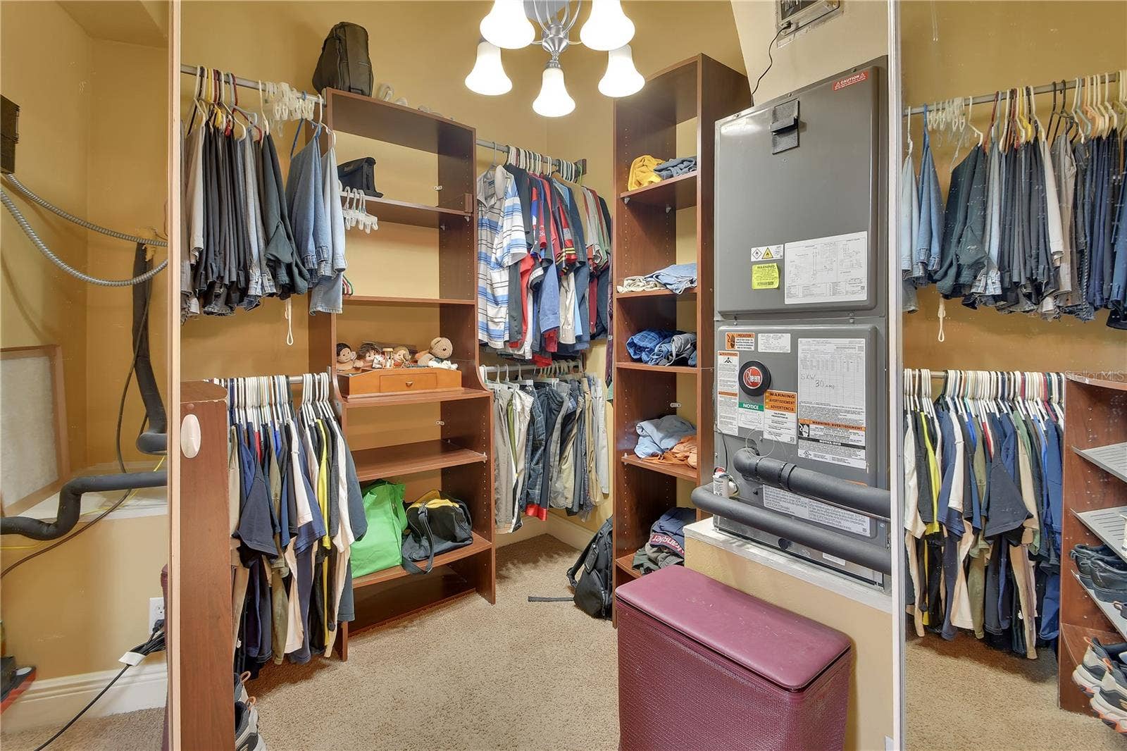 PRIMARY CALIFORNIA CLOSET