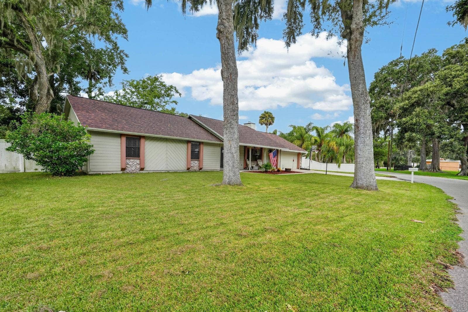 105 EDDY LANE, Port Orange, FL 32129
