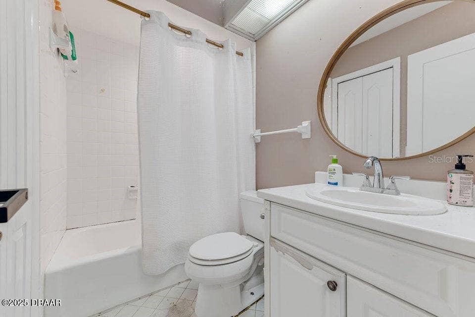 28 BAYMEADOW COURT, Ormond Beach, FL 32174