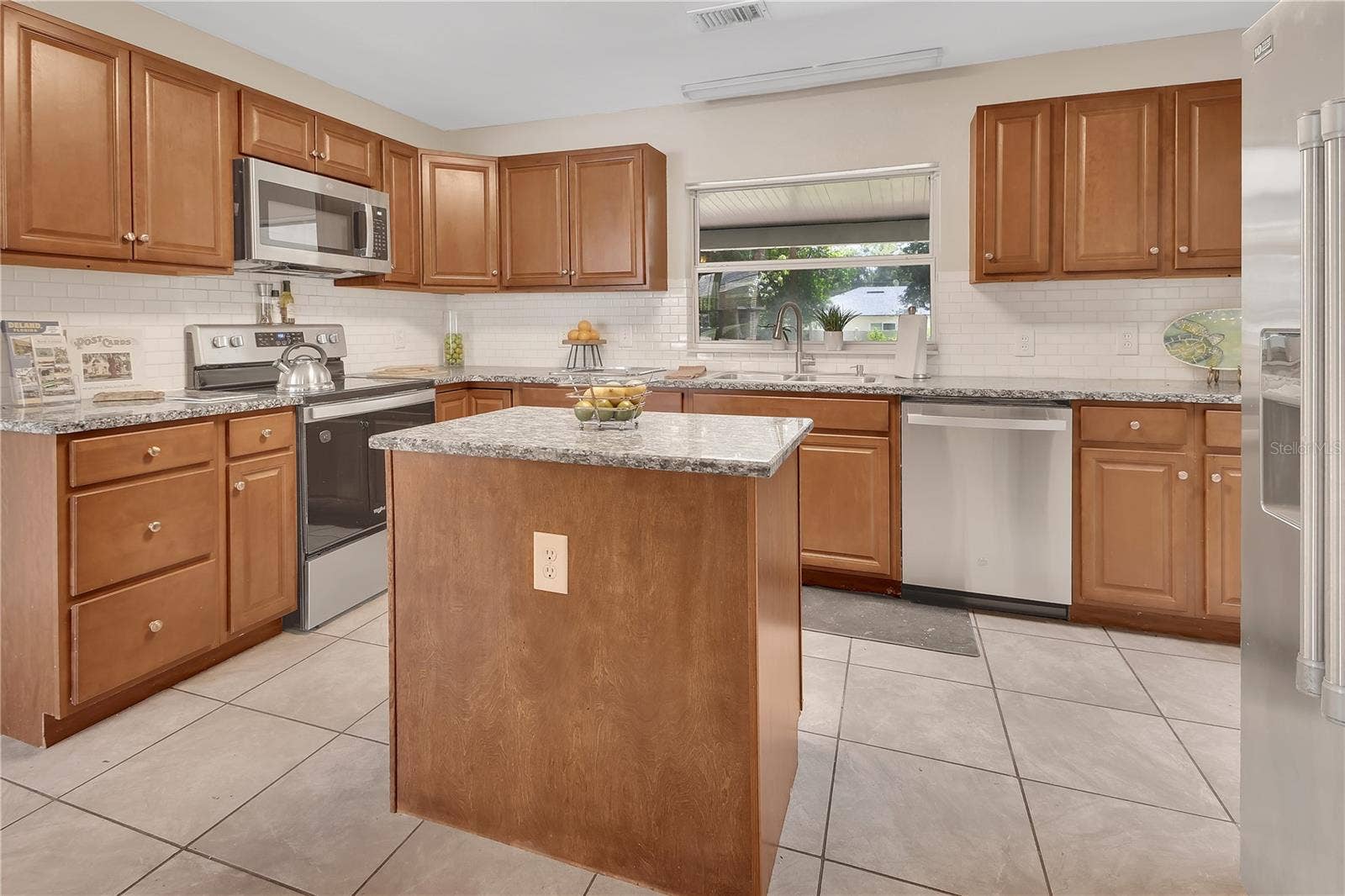1502 STEVENS AVENUE, Deland, FL 32720