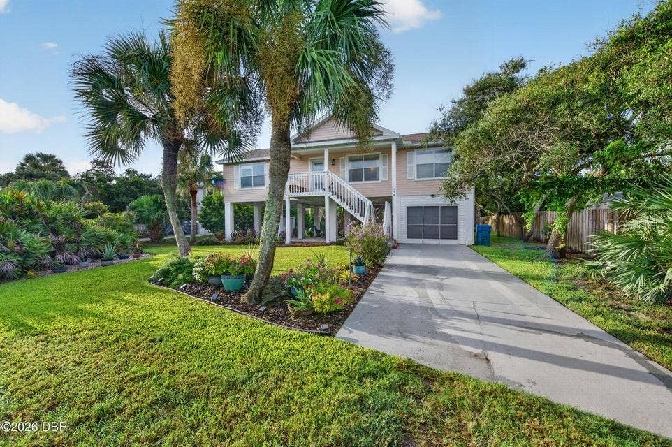 124 AVALON DRIVE, Ormond Beach, FL 32176 124 AVALON DRIVE, Ormond Beach, FL 32176