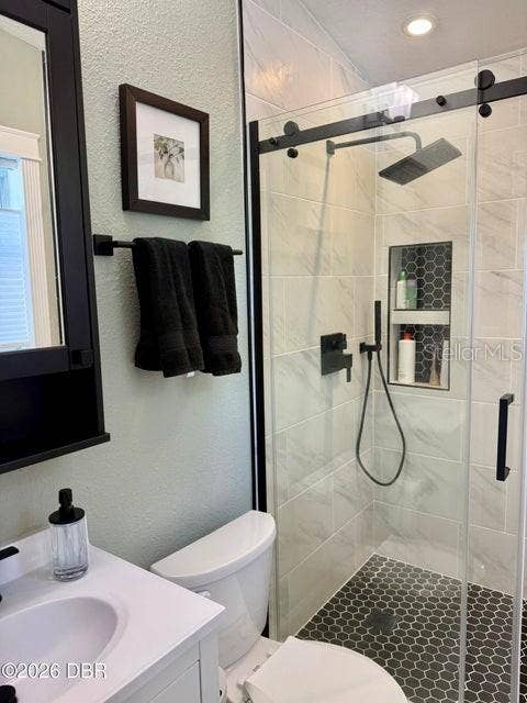 124 AVALON DRIVE, Ormond Beach, FL 32176 124 AVALON DRIVE, Ormond Beach, FL 32176