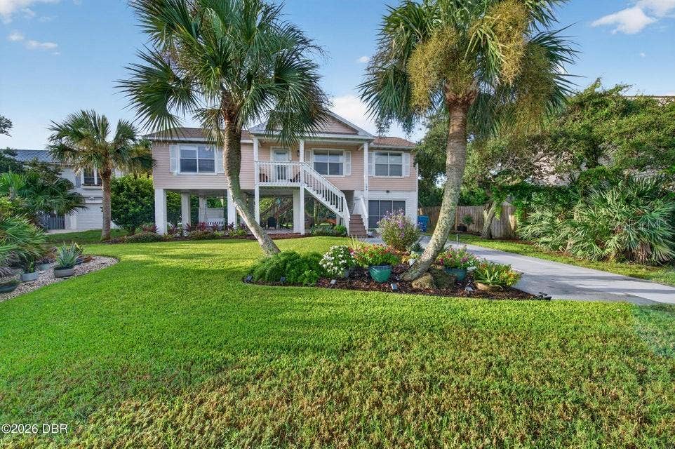 124 AVALON DRIVE, Ormond Beach, FL 32176 124 AVALON DRIVE, Ormond Beach, FL 32176