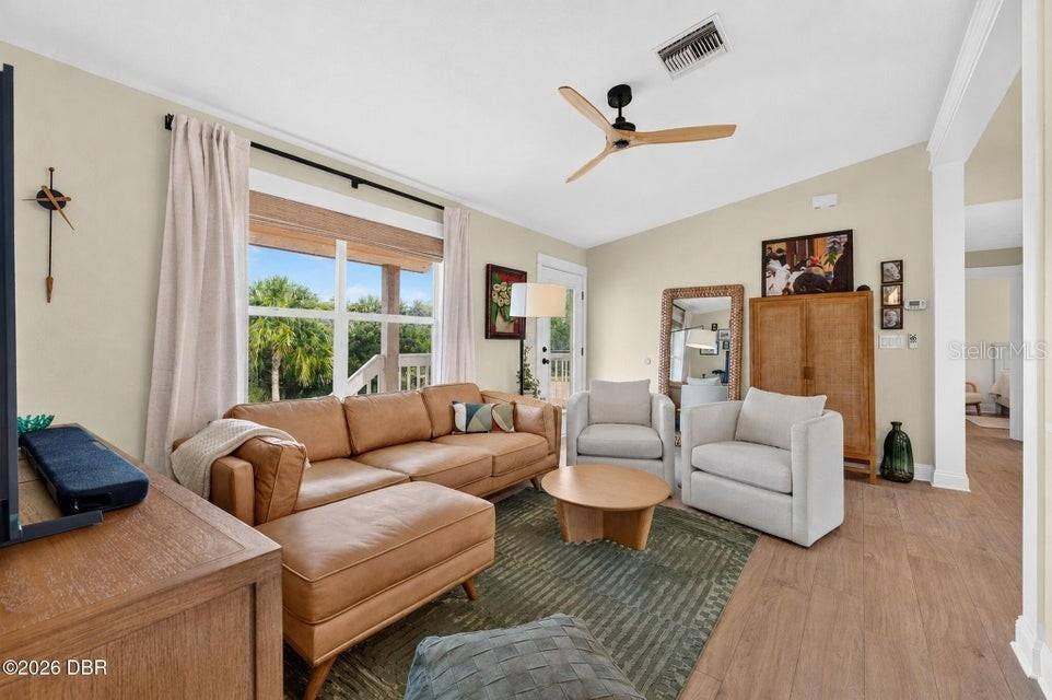 124 AVALON DRIVE, Ormond Beach, FL 32176 124 AVALON DRIVE, Ormond Beach, FL 32176