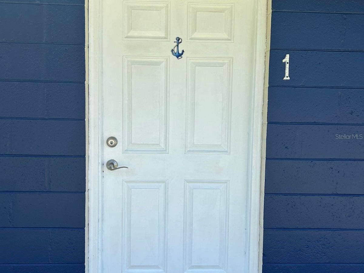424 DAYTONA STREET, Daytona Beach, FL 32114