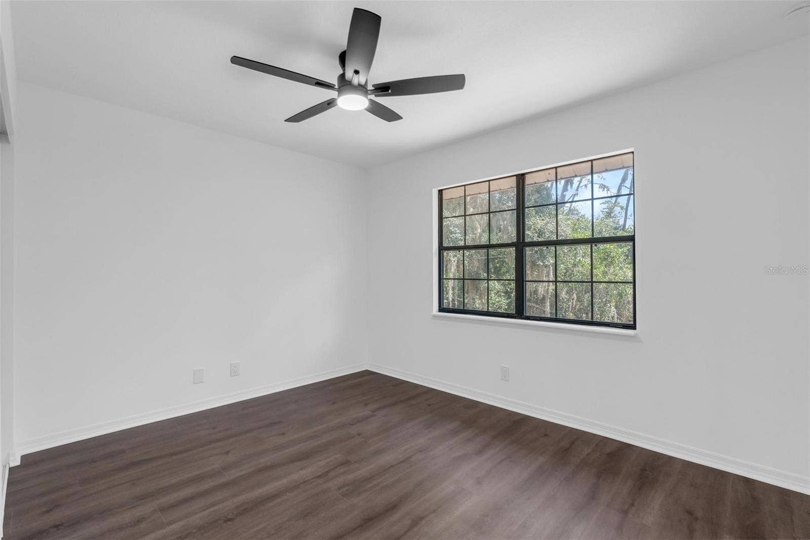 31018 COVE ROAD, Tavares, FL 32778 31018 COVE ROAD, Tavares, FL 32778