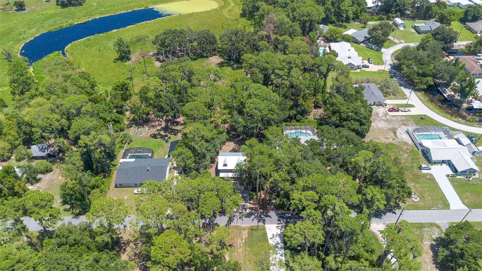 31018 COVE ROAD, Tavares, FL 32778 31018 COVE ROAD, Tavares, FL 32778