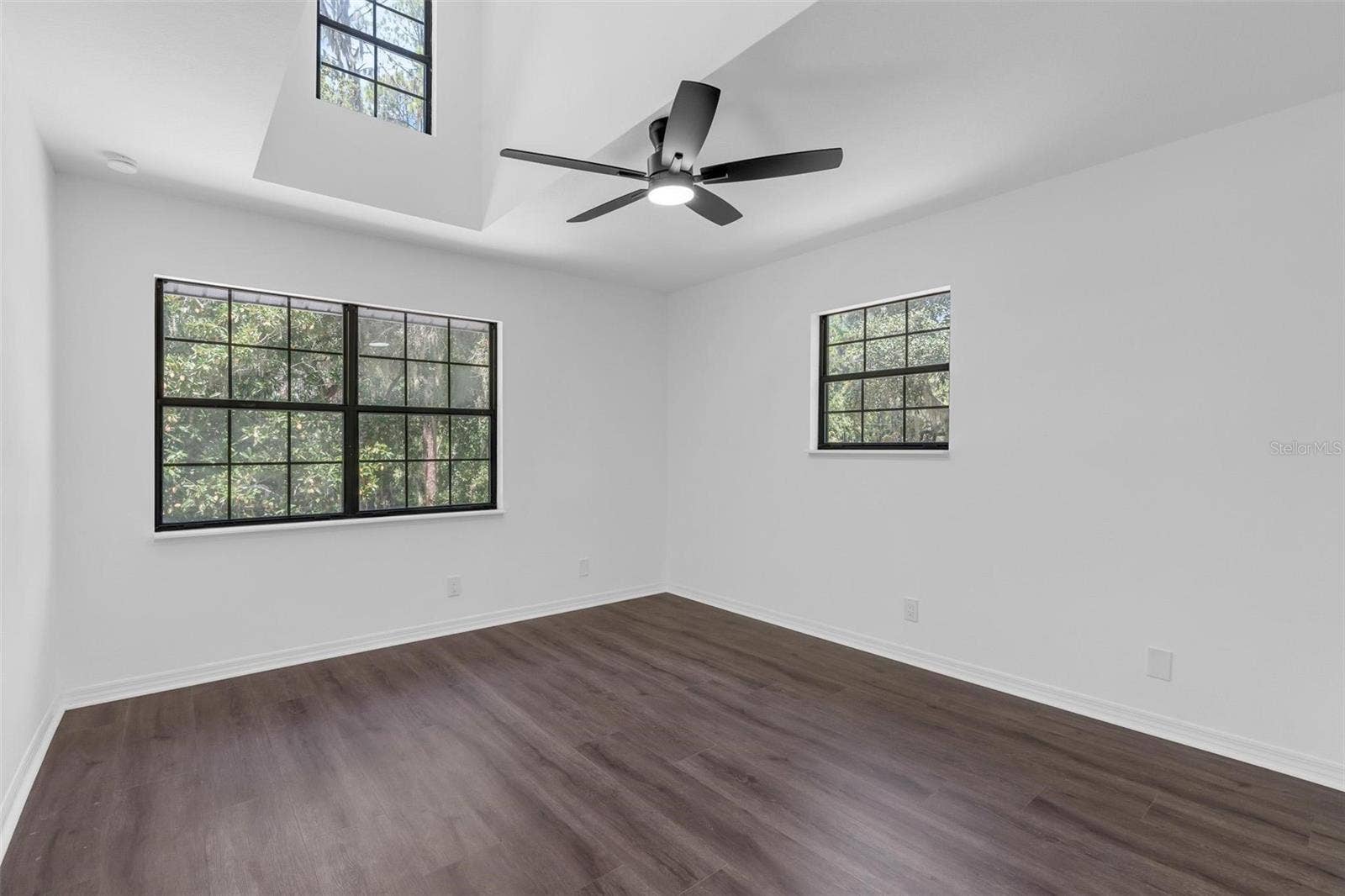 31018 COVE ROAD, Tavares, FL 32778 31018 COVE ROAD, Tavares, FL 32778