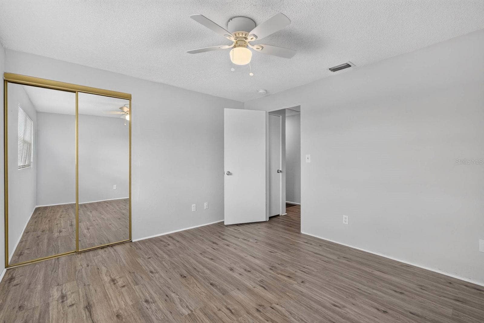 1600 S PALMETTO AVENUE, #114, South Daytona, FL 32119