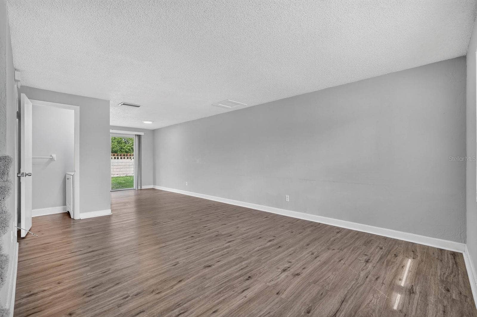 1600 S PALMETTO AVENUE, #114, South Daytona, FL 32119