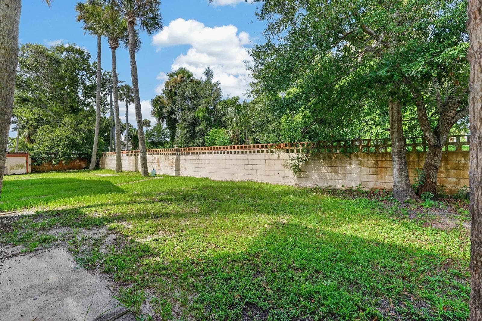 1600 S PALMETTO AVENUE, #114, South Daytona, FL 32119