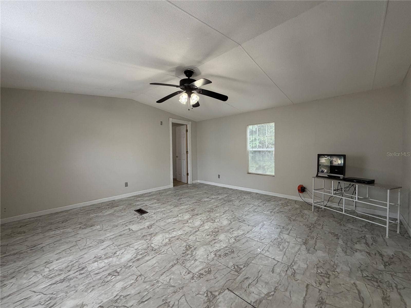 1133 AVENUE G, Ormond Beach, FL 32174 1133 AVENUE G, Ormond Beach, FL 32174