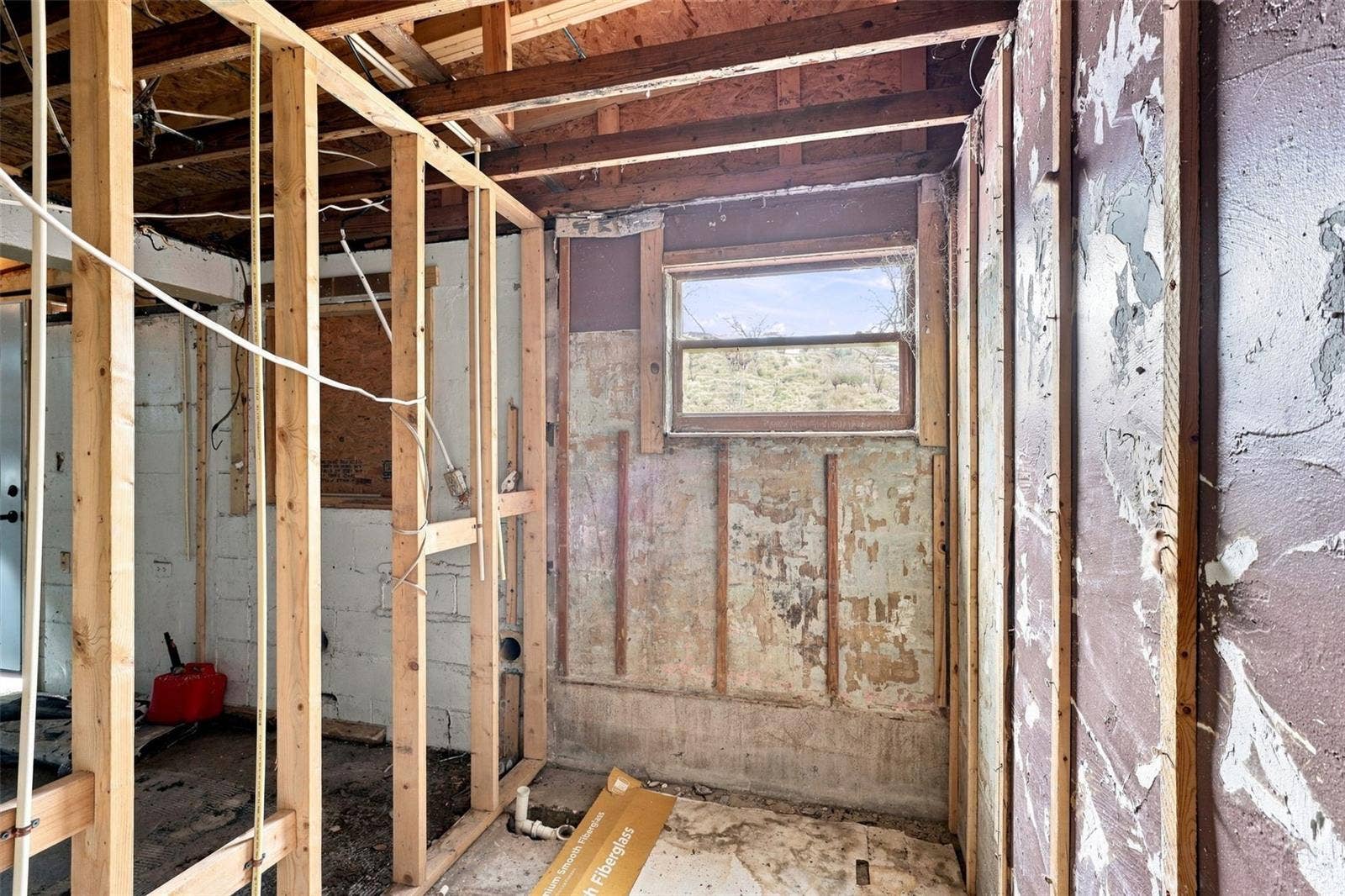 921 S SALISBURY AVENUE, Deland, FL 32720