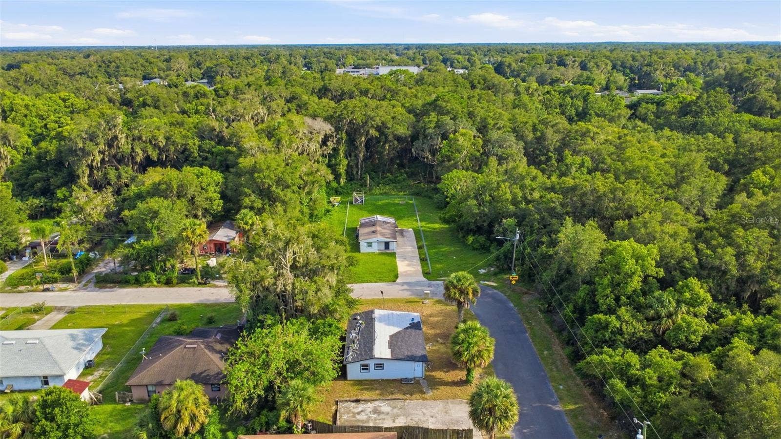 921 S SALISBURY AVENUE, Deland, FL 32720