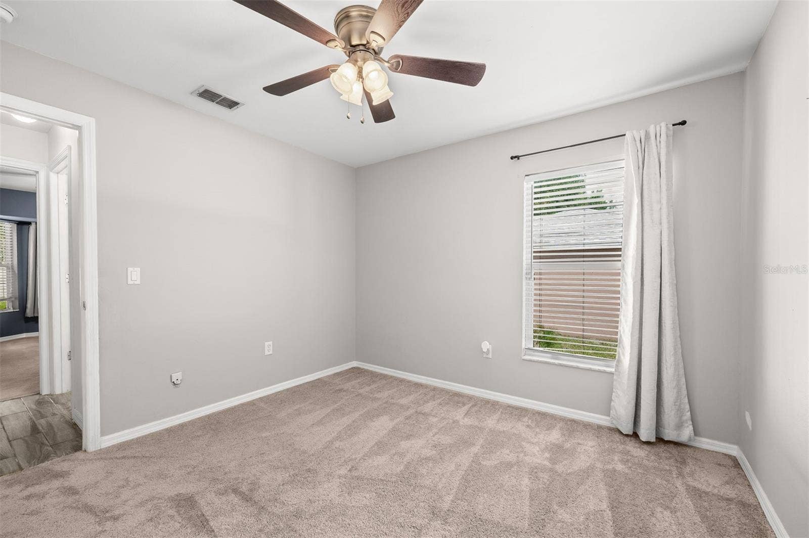 1031 E WALTS AVENUE, Deland, FL 32724