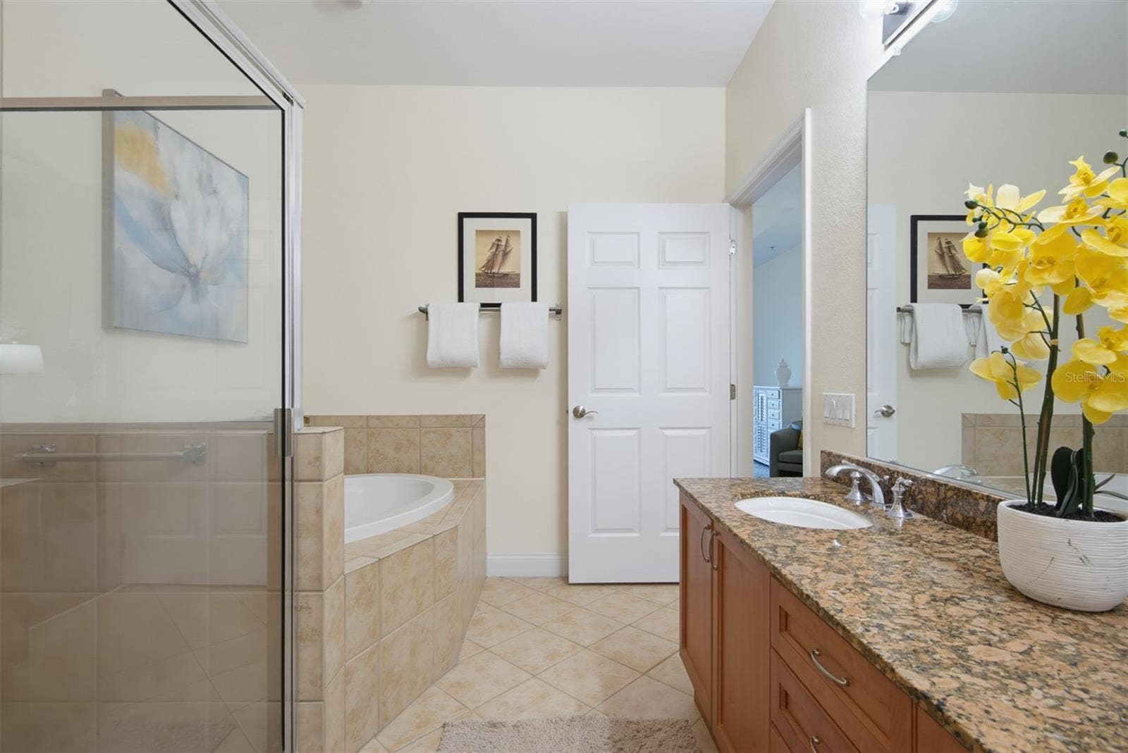 2 OCEANS WEST BOULEVARD, #103, Daytona Beach Shores, FL 32118