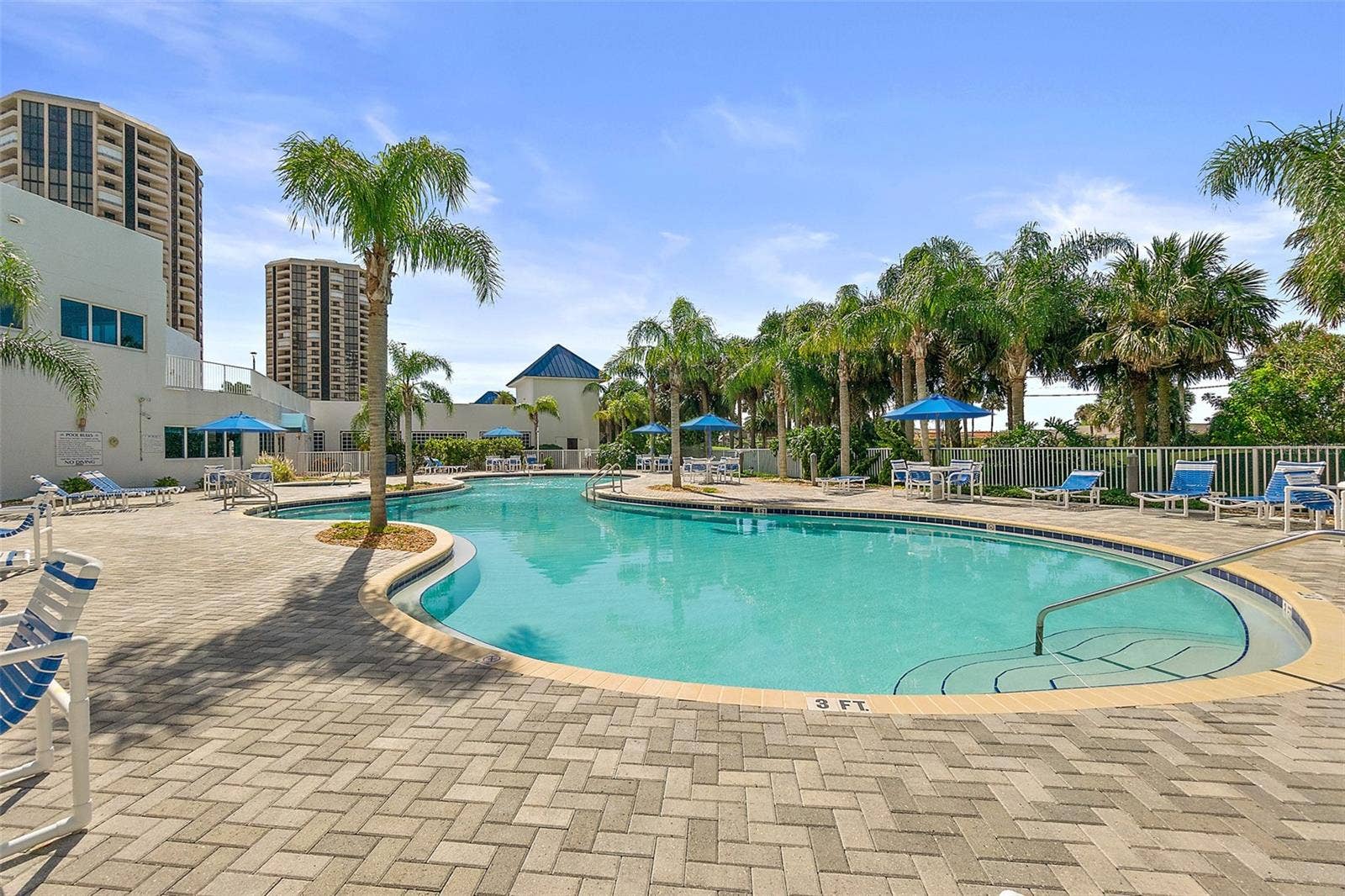 2 OCEANS WEST BOULEVARD, #103, Daytona Beach Shores, FL 32118