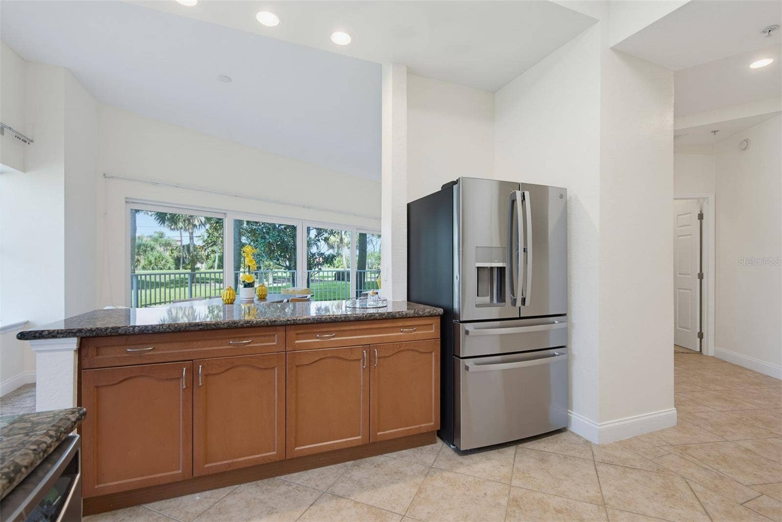 2 OCEANS WEST BOULEVARD, #103, Daytona Beach Shores, FL 32118