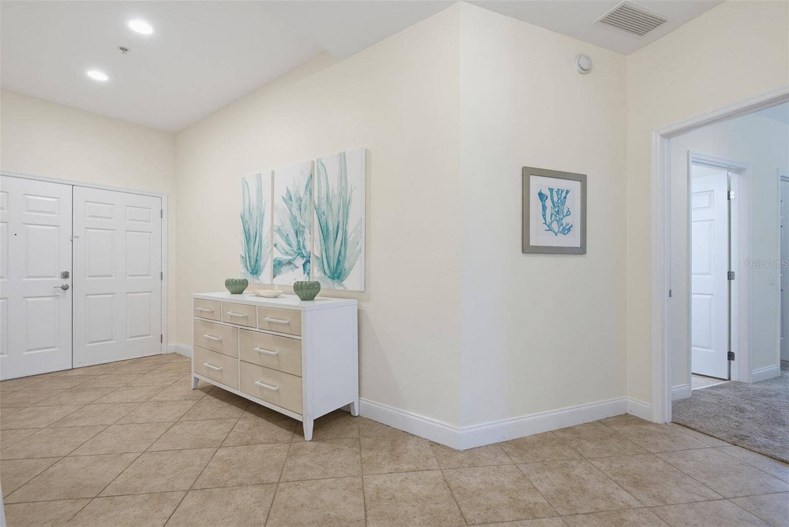 2 OCEANS WEST BOULEVARD, #103, Daytona Beach Shores, FL 32118