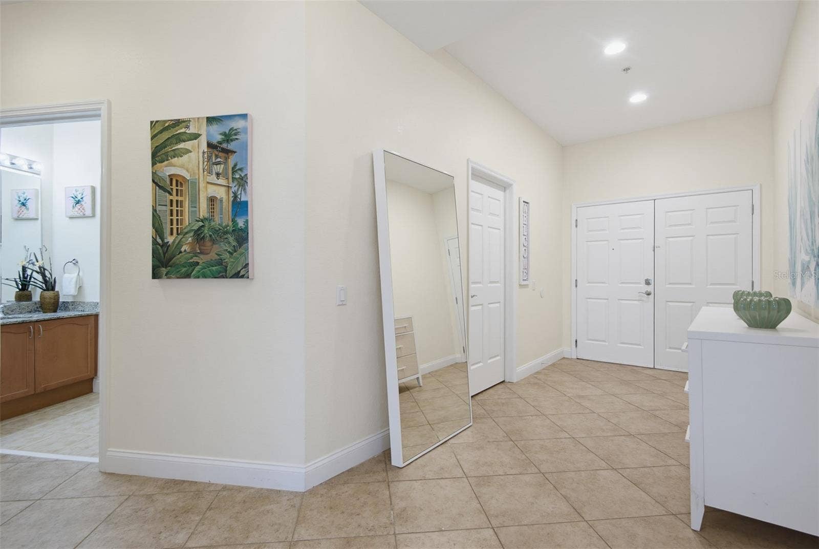 2 OCEANS WEST BOULEVARD, #103, Daytona Beach Shores, FL 32118
