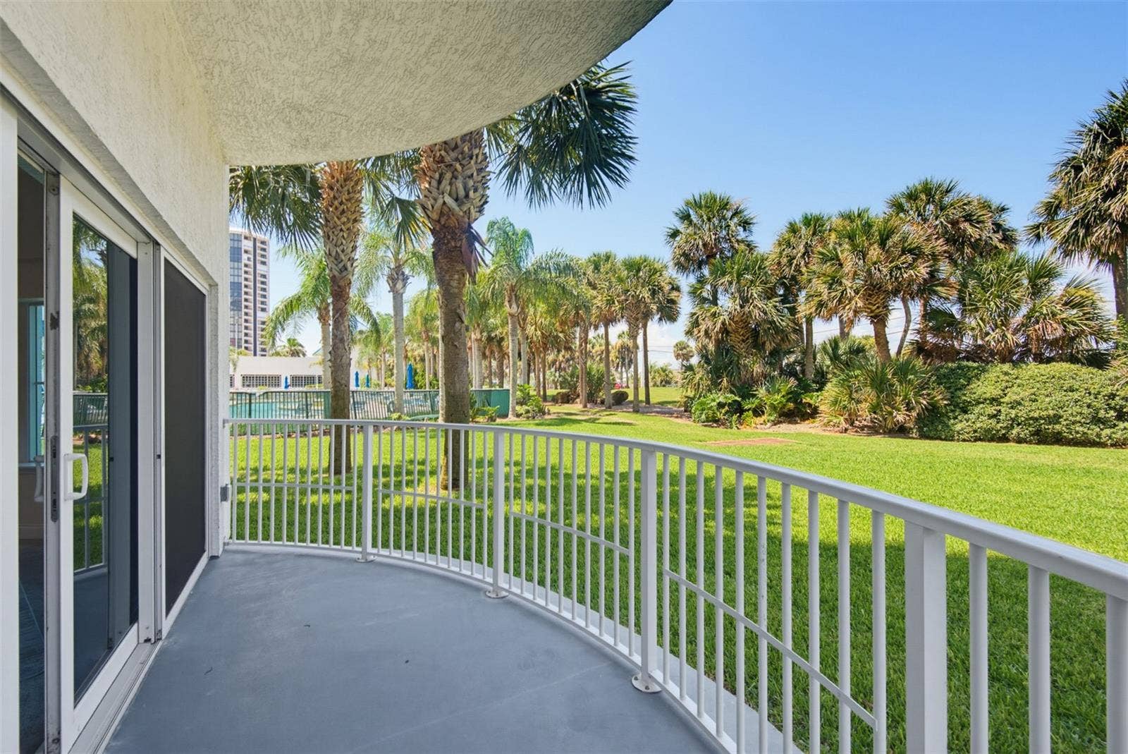 2 OCEANS WEST BOULEVARD, #103, Daytona Beach Shores, FL 32118